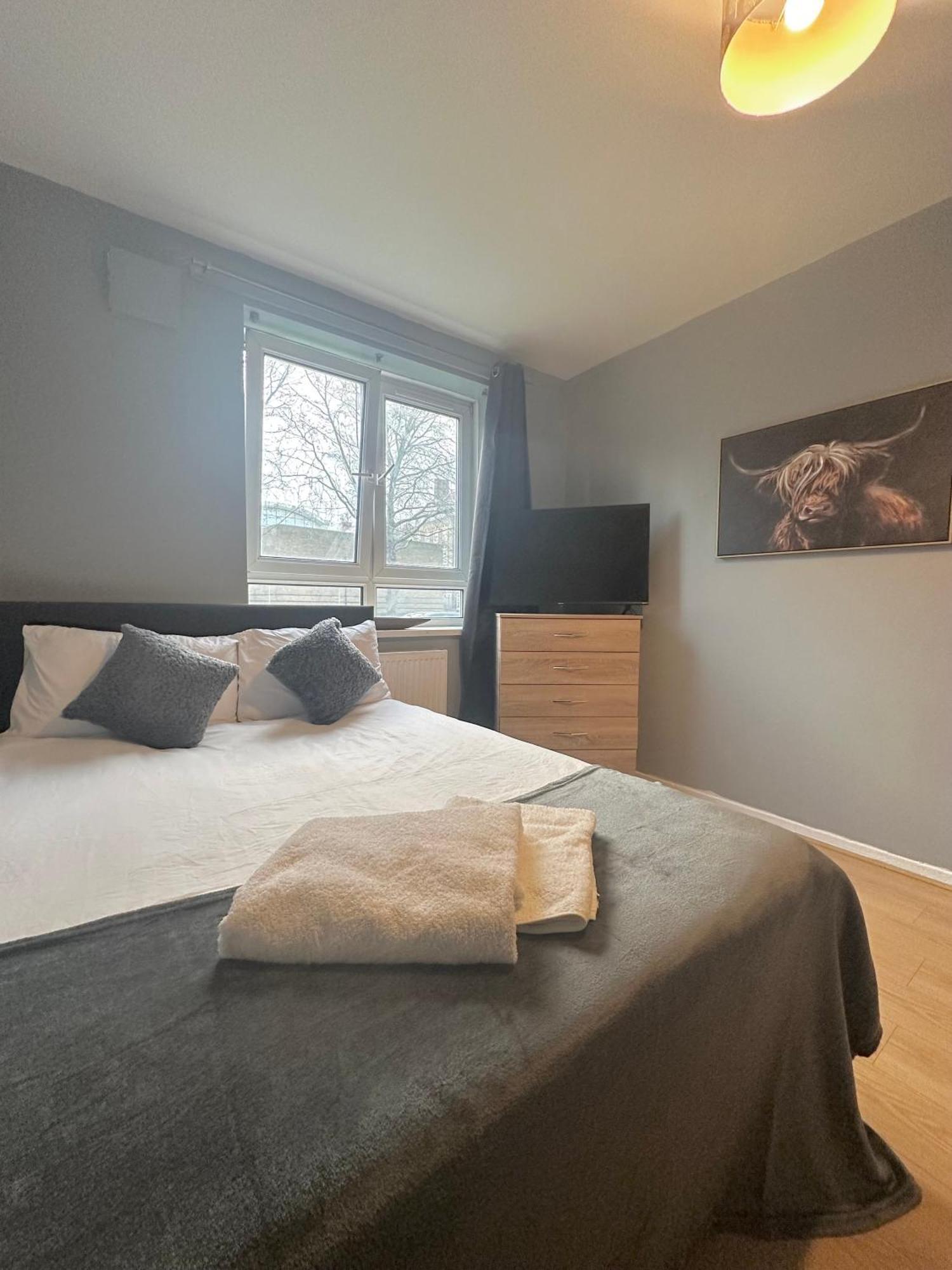 1 Bedroom Flat In Whitechapel, Лондон Екстер'єр фото