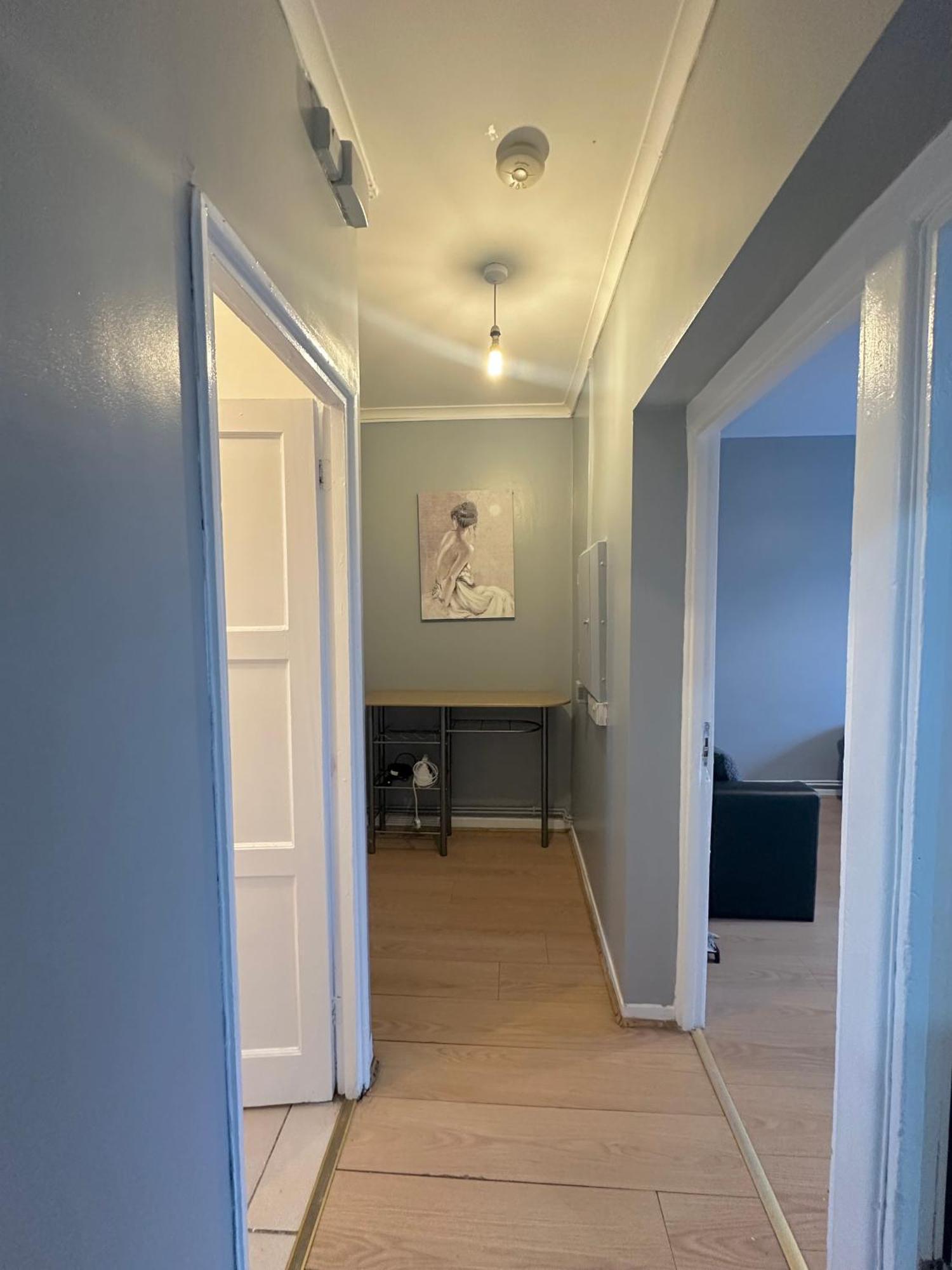 1 Bedroom Flat In Whitechapel, Лондон Екстер'єр фото